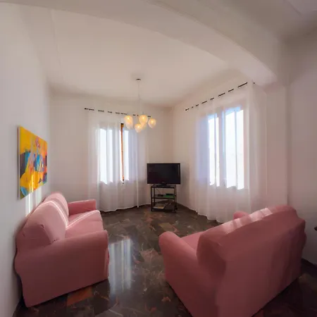 Casa Bimbi Daire Siena